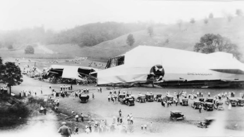 Illustration for article titled The World Was Awesome When Airships And Blimps Ruled The Skies